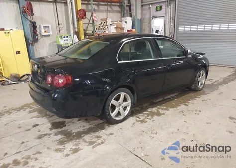 2009 Volkswagen Jetta Sel from USA, damaged, VIN 3VWRM71K89M063441